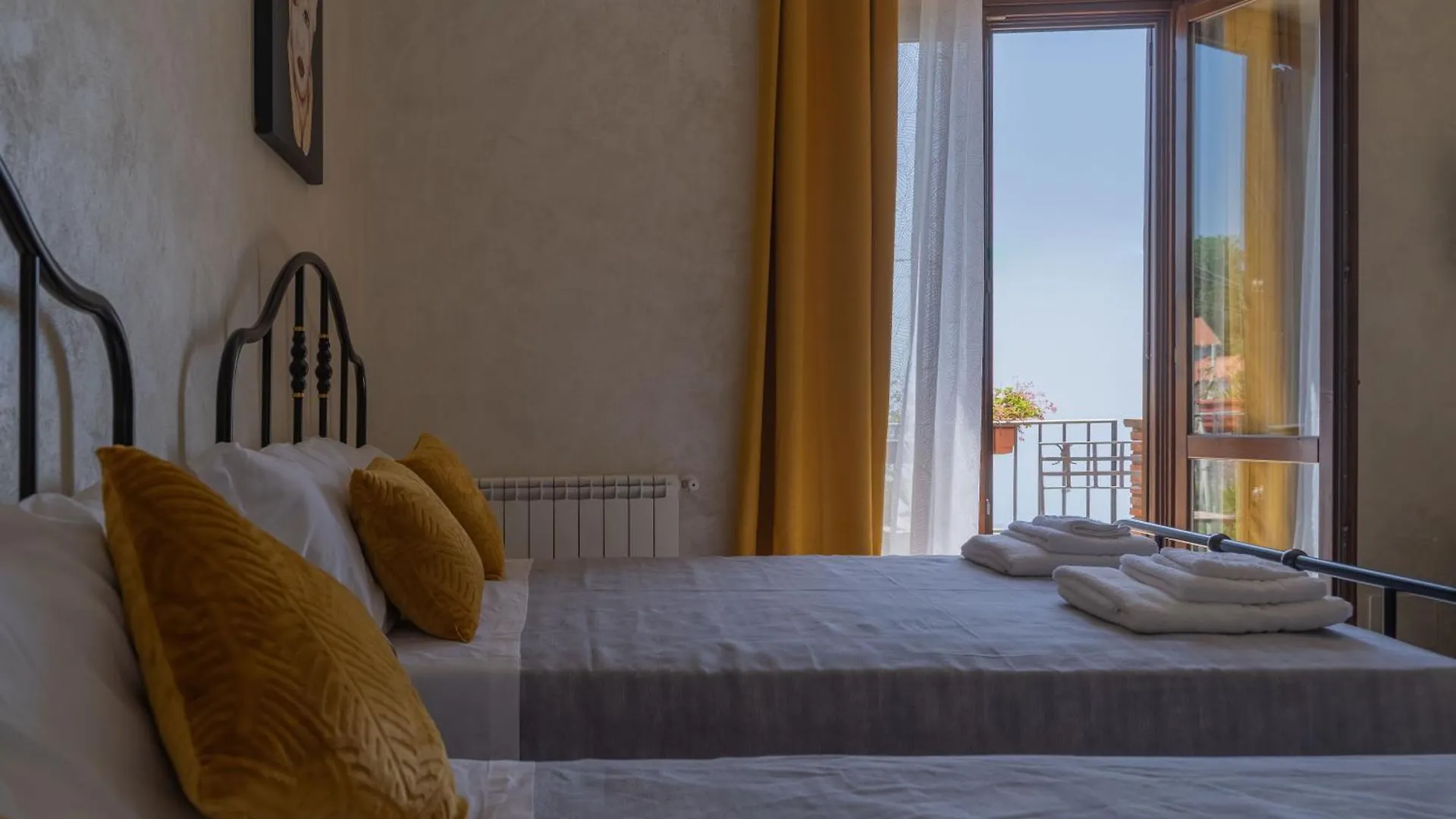 Affittacamere Etna Sunshine Rent Rooms Puntalazzo Italia